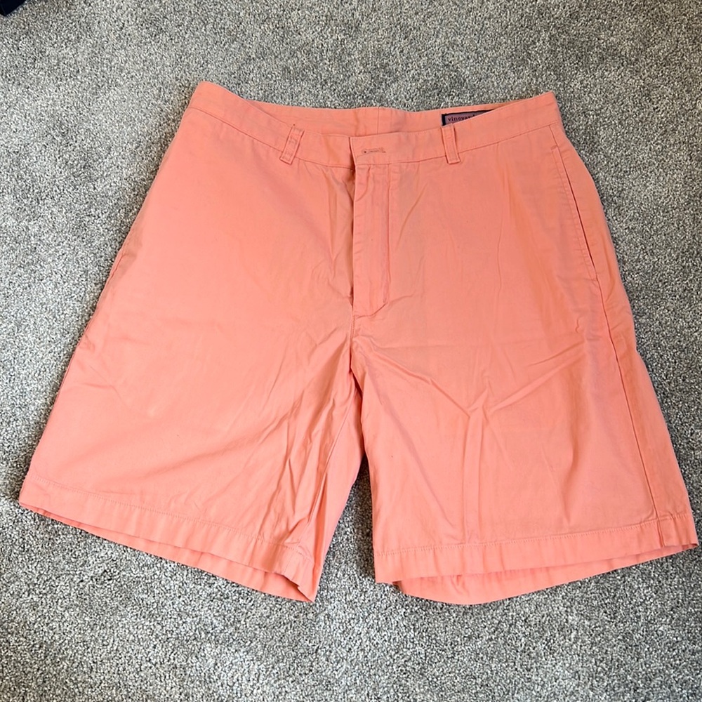 Vineyard Vines shorts